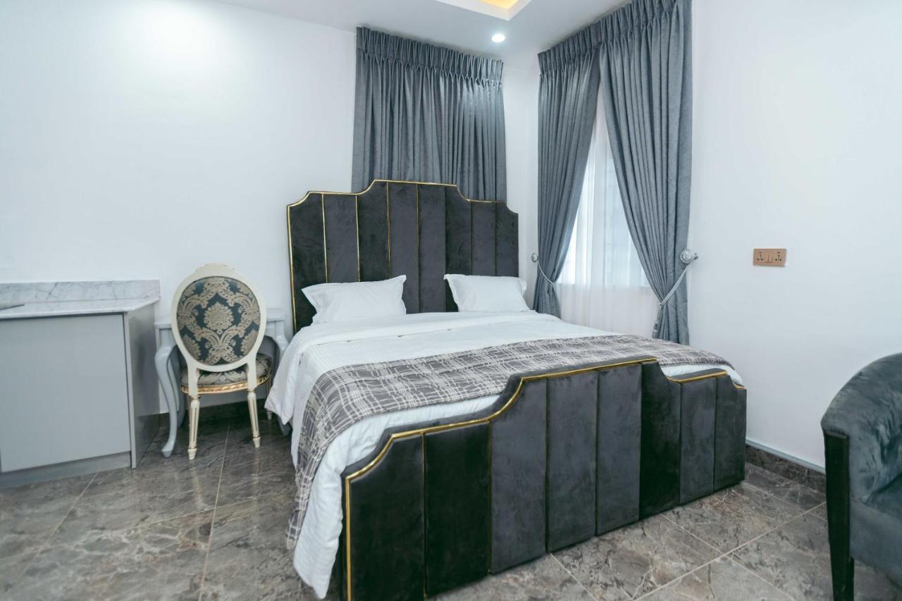 Phoenix Luxury Homestay *