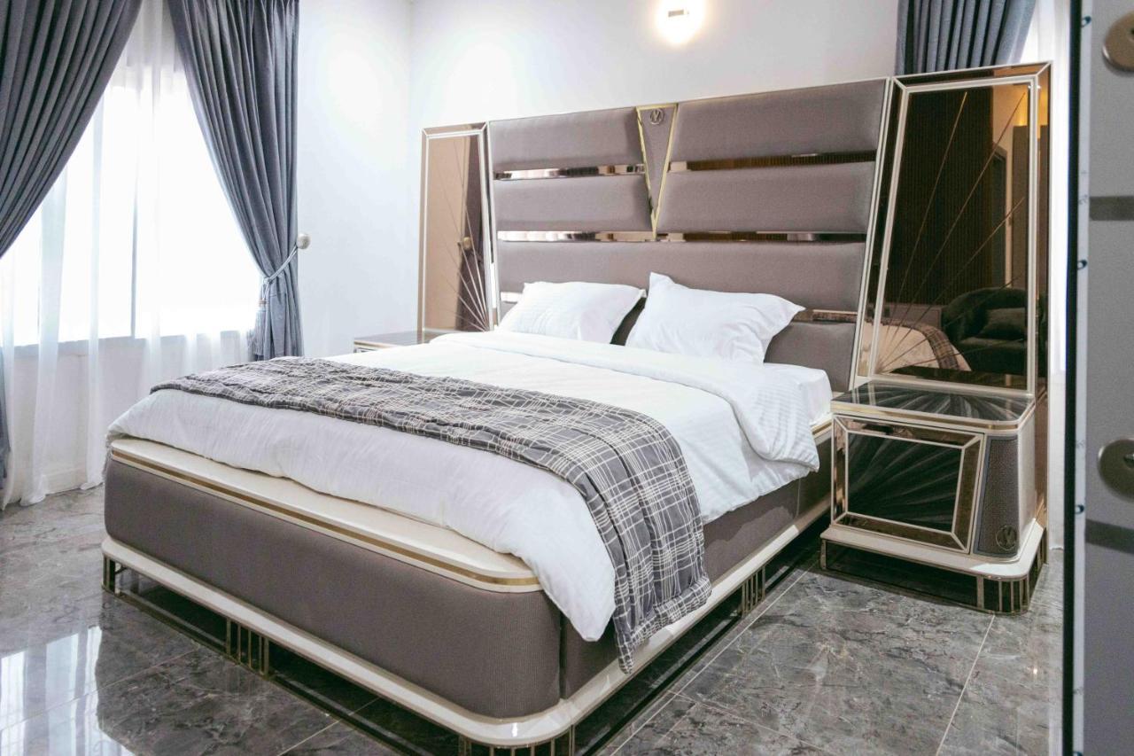 Phoenix Luxury